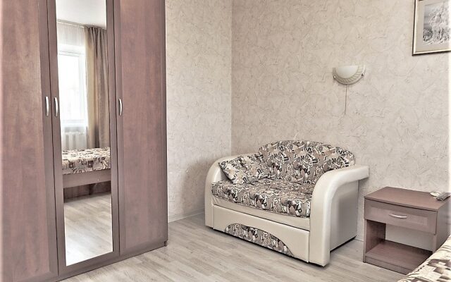 Uyut Flat 4
