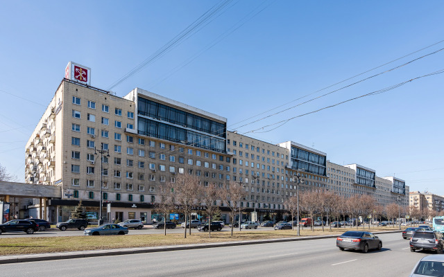 Квартира RoomyRoom у метро Московская