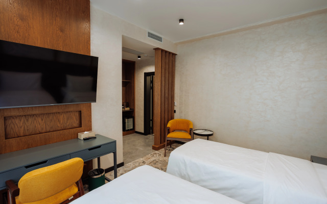 Aurum Garden Hotel