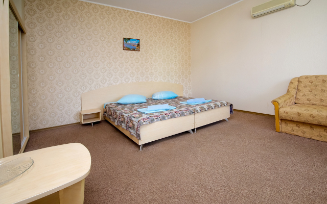 La Rose Guest House