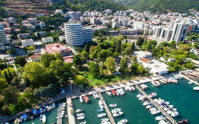 Апартаменты Royal Gardens Budva