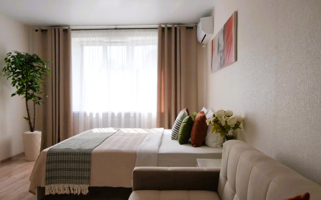 Uyutnaya Flat S Krasivym Vidom