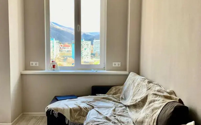 S Balkonom V Zhk Semeyny Apartments