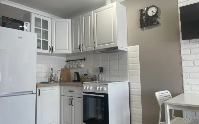 Avtorskie s sezonnym bassejnom  Apartments