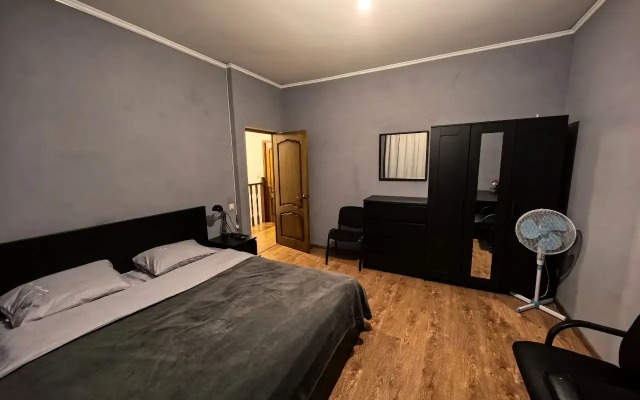 Femili Khaus Guest house