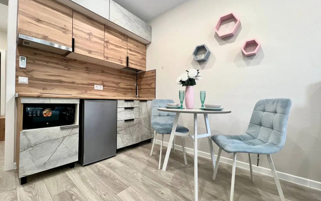 Studiya tryokhmestnaya Apartments