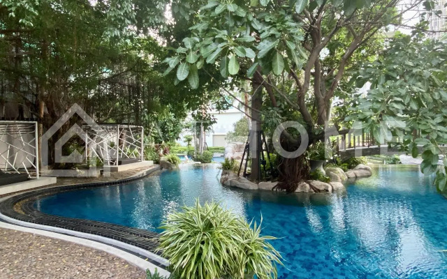 Riviera Wongamat Beach Apartment Hotel
