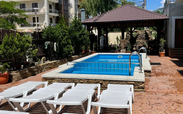 Меблированные комнаты Приветливый Дворик