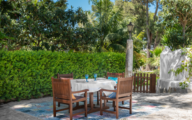 SUITES CORTIJO FONTANILLA Apart hotel