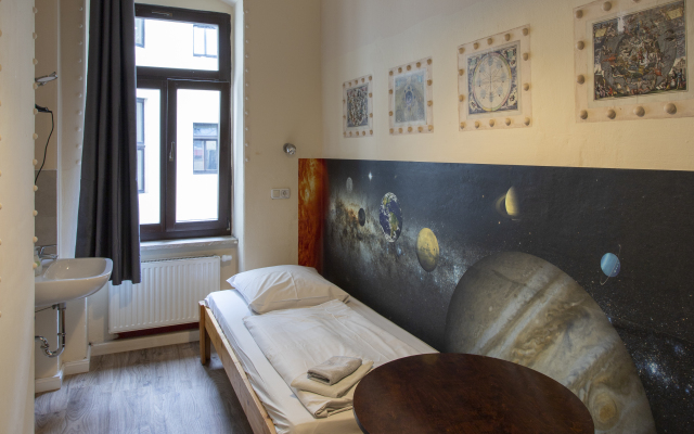 Hostel Mondpalast