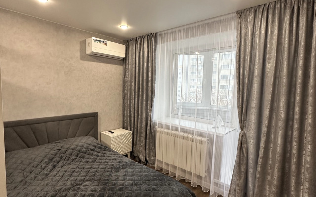 V Tsentre Goroda Flat