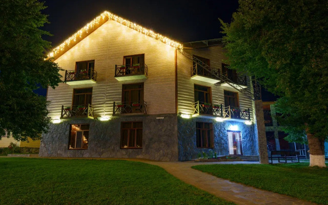 Орлиное Гнездо