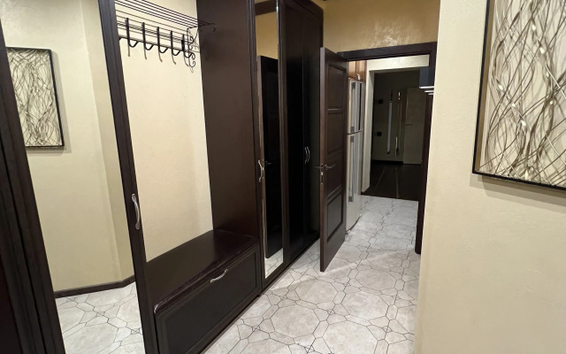 Bolshaya s Dizaynerskim Remontom v Tsentre Flat