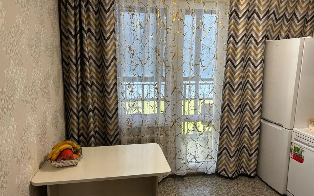 Uyutnaya Dvukhkomnatnaya 20 Minut do Tsentra Flat