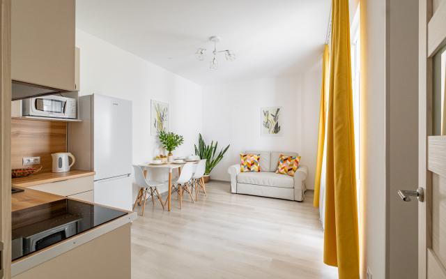 Artlayn vozle metro Staraya Derevnya Apartments