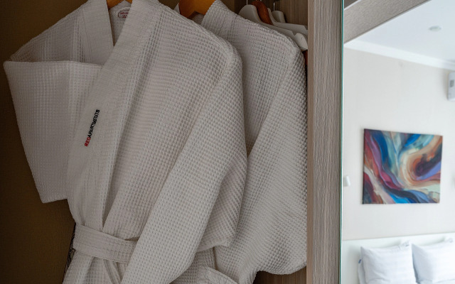 Апартаменты Red Apartments Покровский Парк Амбра