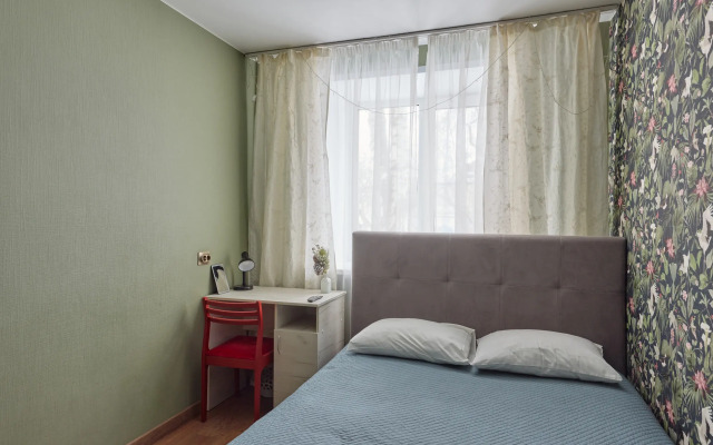 Malysheva Bazhova 3 Komnaty UGMK Lodging house