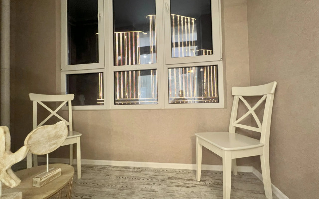V Tsentre Goroda Flat