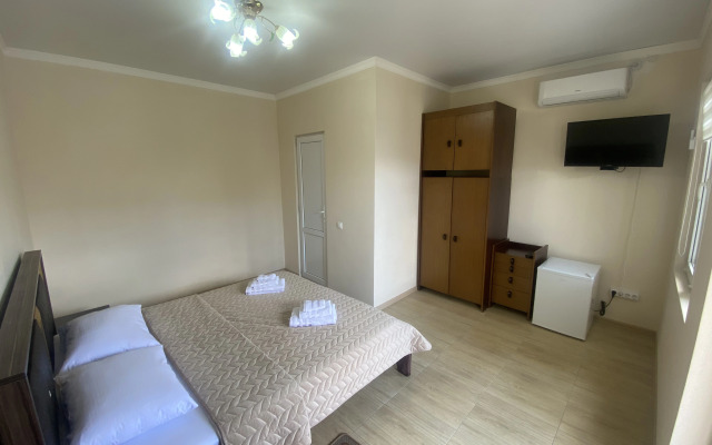 Panda-Ria Guest House