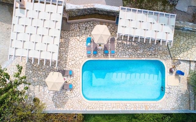 Вилла Chrysallis Heated Pool