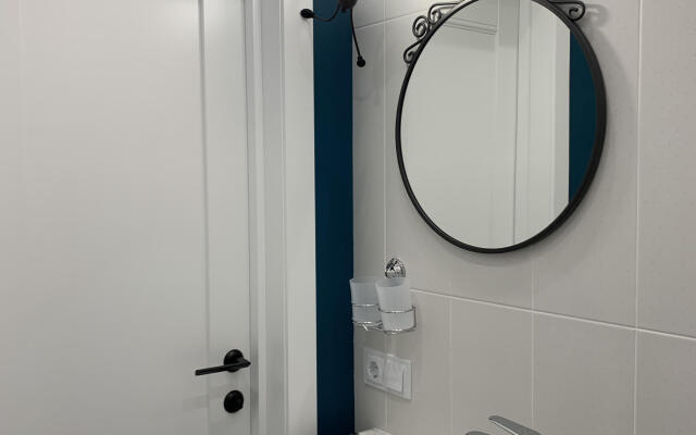 Yunior na naberegnoy Apartments