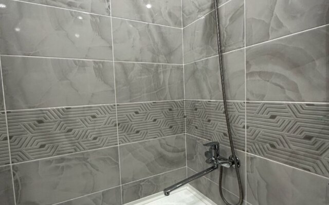 Квартира возле ТЦ Новый Мир