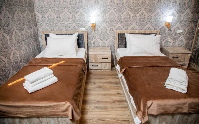 Buyuk Humo Hotel