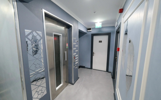 Grand Bona Sera Hotel