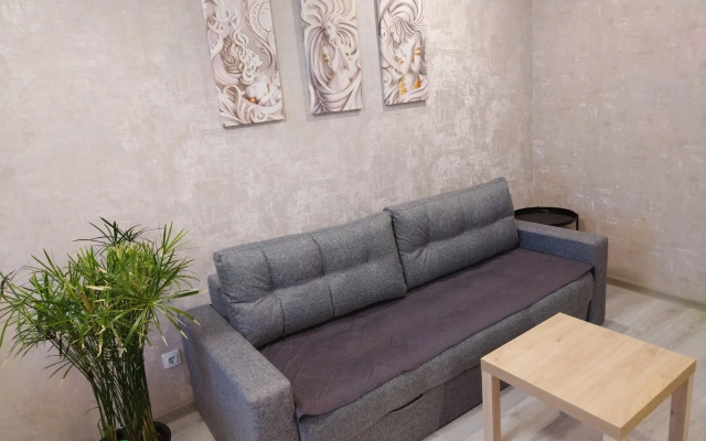 Dvukhkomnatnaya Bratyev Battalovykh 20a Flat