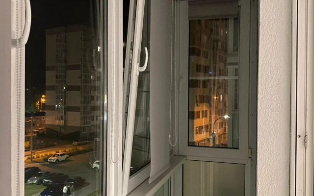 Uyutnaya Dvukhkomnatnaya V Novom Dome Flat