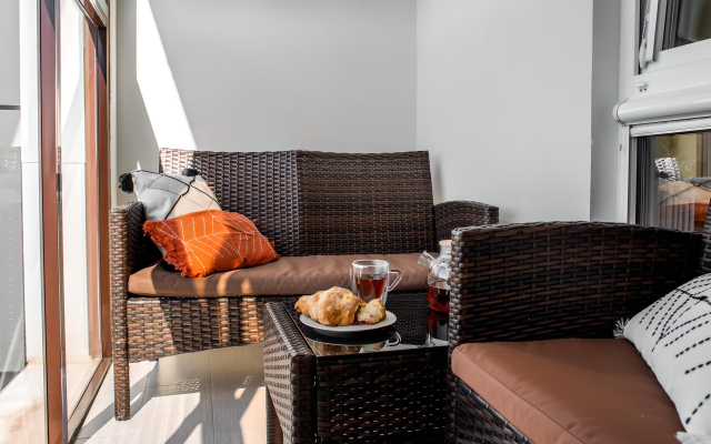 Roz Del Mar Apartments