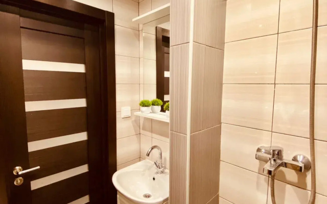 Michurinskaya 173k2 Apartments