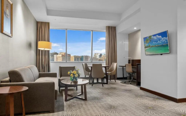 Отель Makkah Al Aziziah Suites