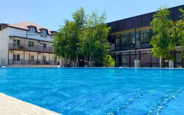Fianit Hotel