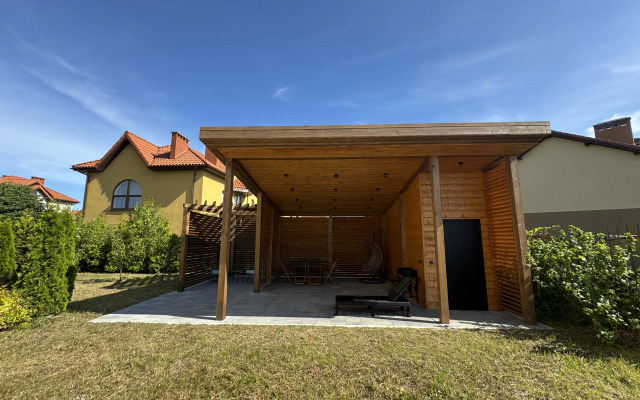 V Malinovke Kaliningradskoy Oblasti Private house