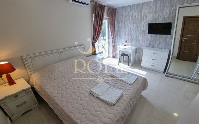 Apartments Royal