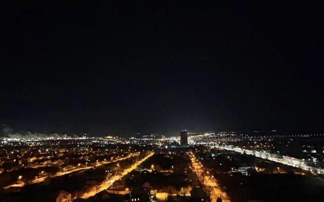 Yevro-Dvukhkomnatnaya Okolo Trk Planety I Sk Sukhareva Flat