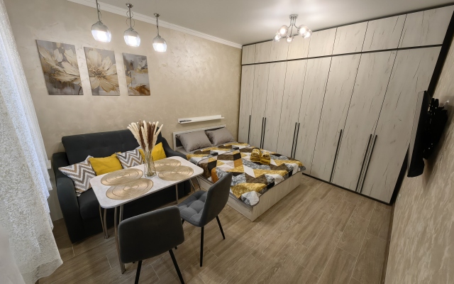 V samom serdtse goroda Zelenogradska Flat