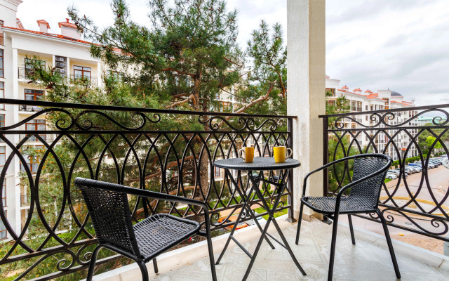 Na Mira Apartments