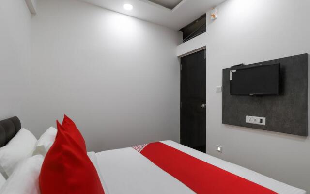 Peradiot-Vastrapur Hotel