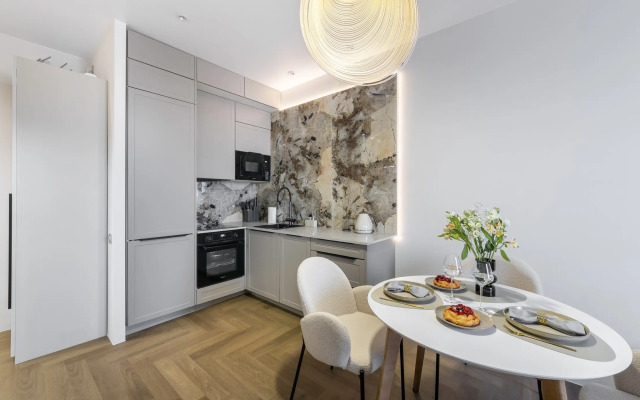 Beloostrovskaya Flat