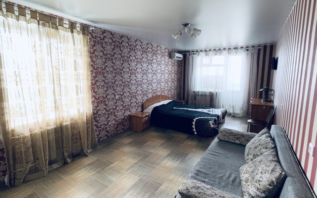 Oktyabryskaya 221 Apartments