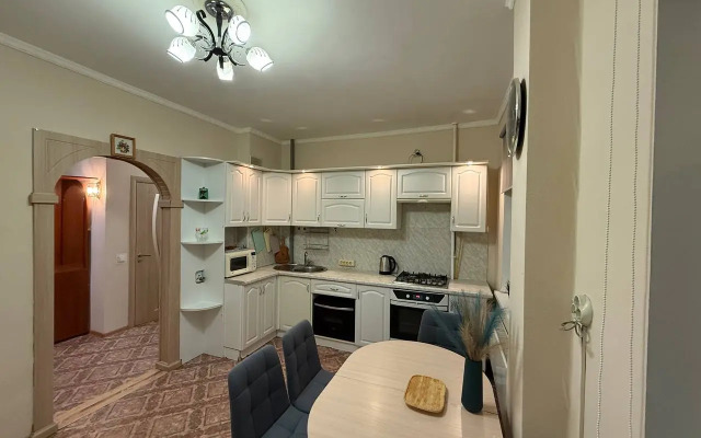 Квартира 2-ух комнатная квартира у Областной больницы