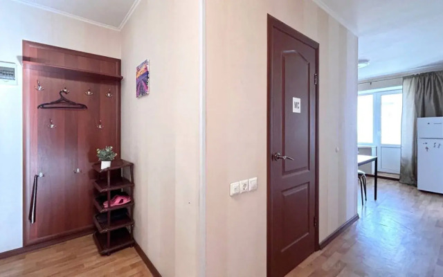 Bolshaya 2-Kh Komnatnaya V Rayone Dvortsa Sporta Flat