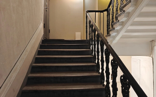 Квартира новая в центре Санкт-Петербурга Садовая улица 7-9-11 12