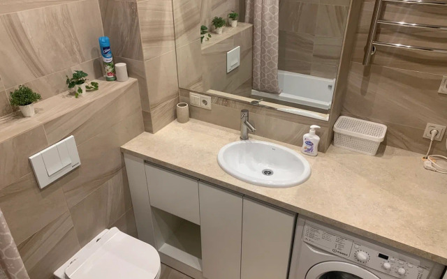 LifeHome Na Ivanova 1 Apartments