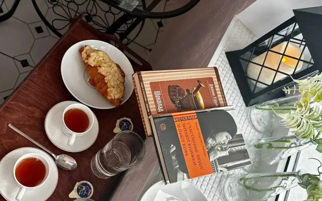 Квартира Уютная Студия С Собственной Кофейней