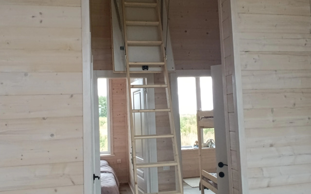 V 10 Minutakh Ot Morya Private House