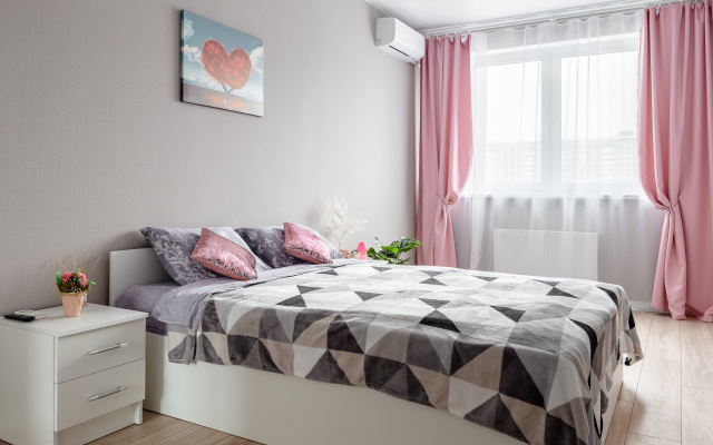 Апартаменты ApartHome на Адмиралтейском бульваре