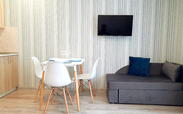 Квартира уютная с диваном Pogostim